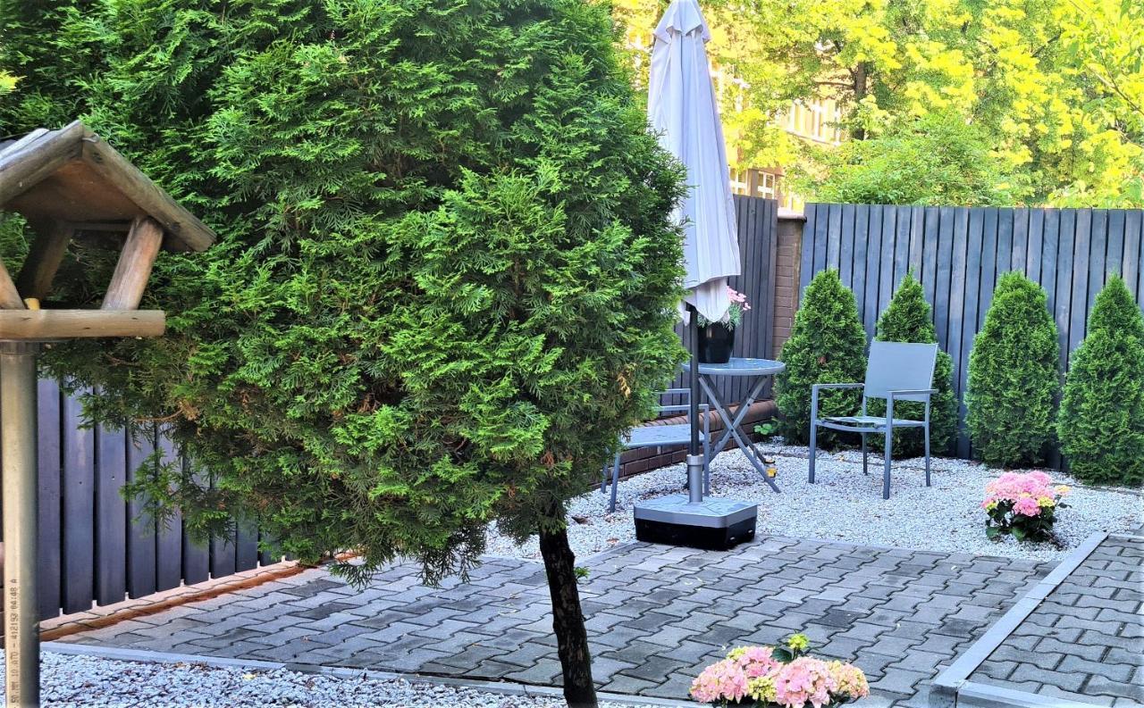 Urabn Apartments Studio With Garden No 2A Chorzow Katowice Free Private Parking, Self Check-In Εξωτερικό φωτογραφία